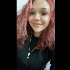 Meet your Posher, Yasmine